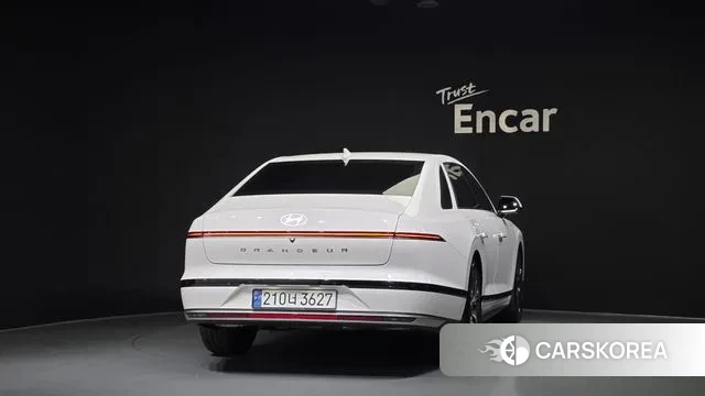 Hyundai Grandeur (GN7) id 2984138 из Кореи 14