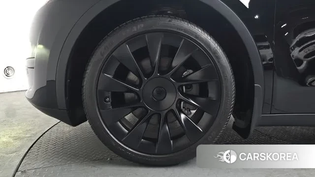 Tesla Model Y id 3751195 из Кореи 14