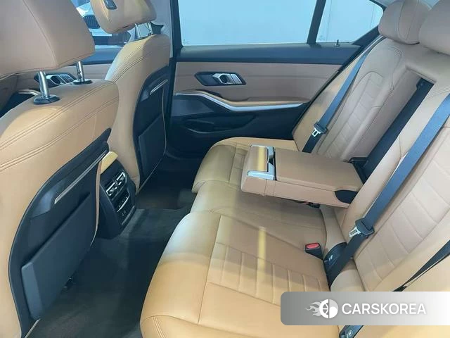 BMW 3 series id 4215131 из Китая 10