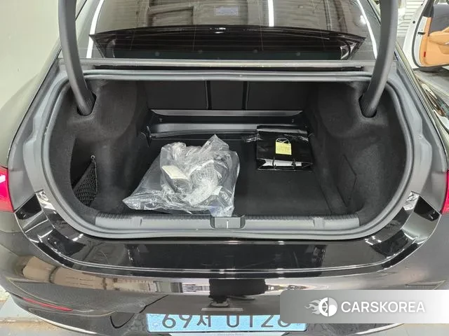 Mercedes-Benz EQE V295 2024 Черный из Кореи, фото 4