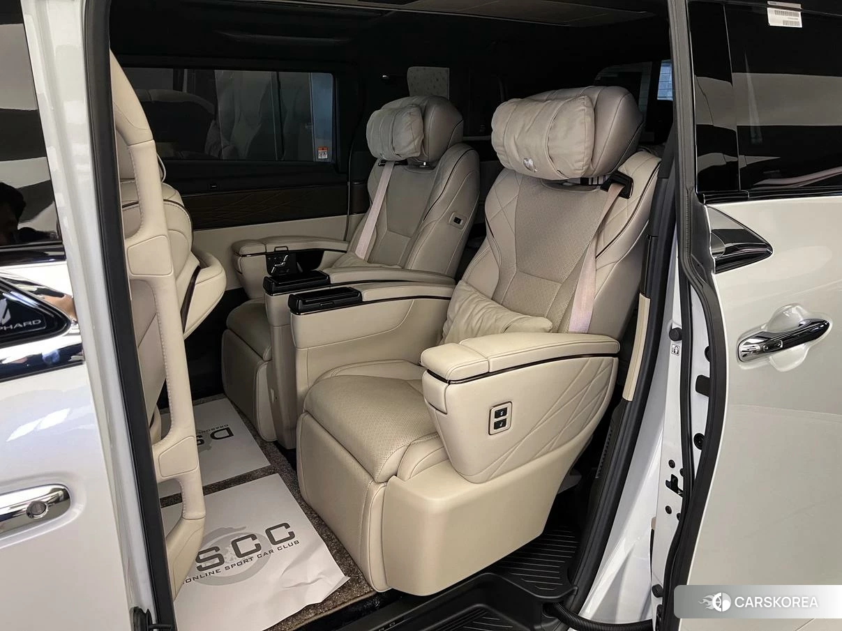 Toyota Elfa id 4493067 из Китая 10