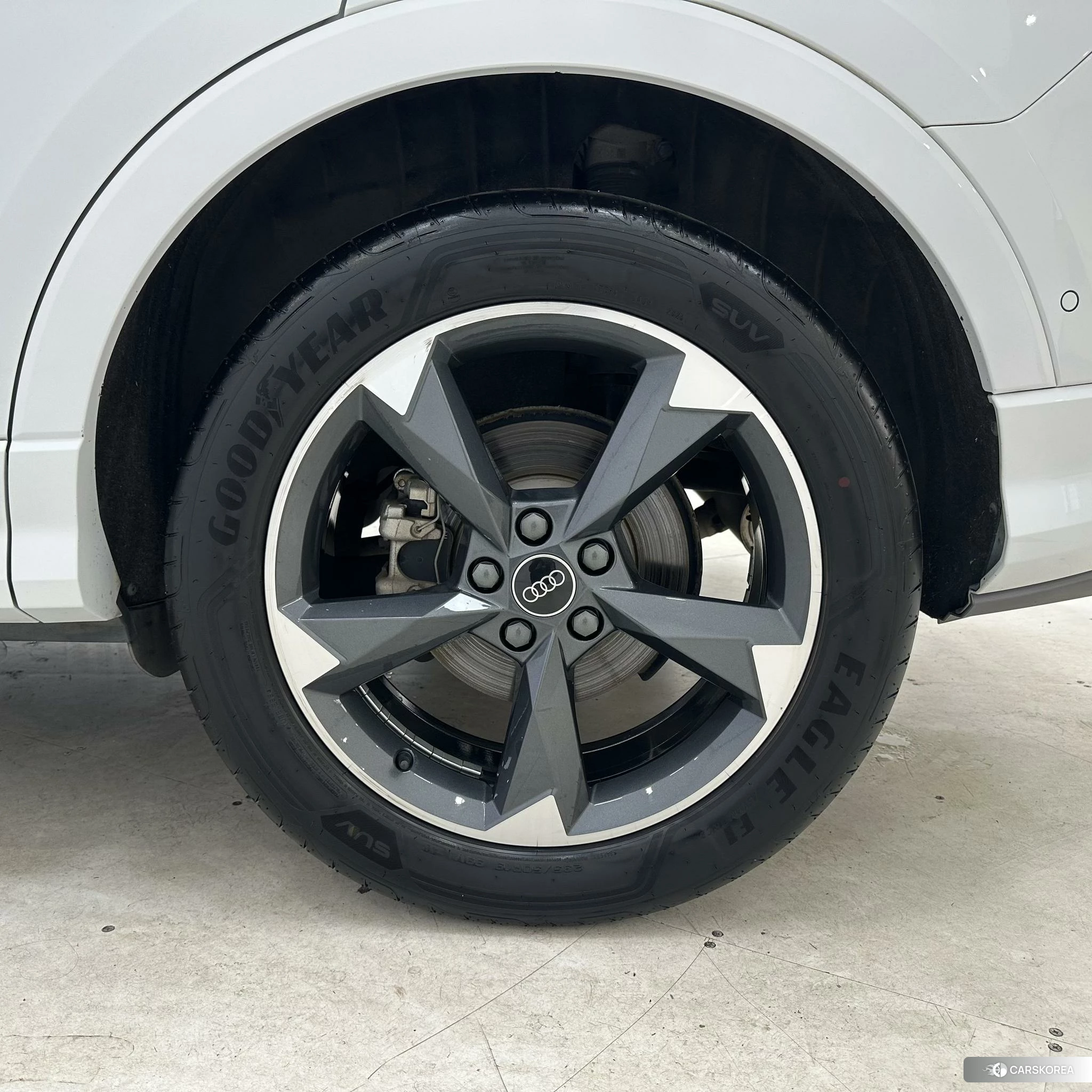 Audi Q3 id 4420915 из Китая 12