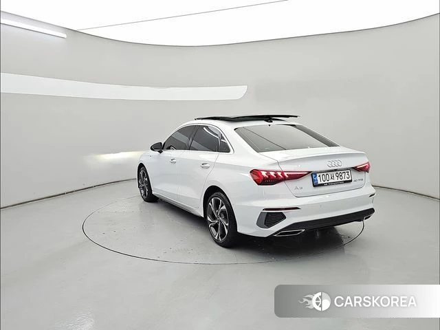 Audi A3 (8Y) 2023 Белый из Кореи, фото 4