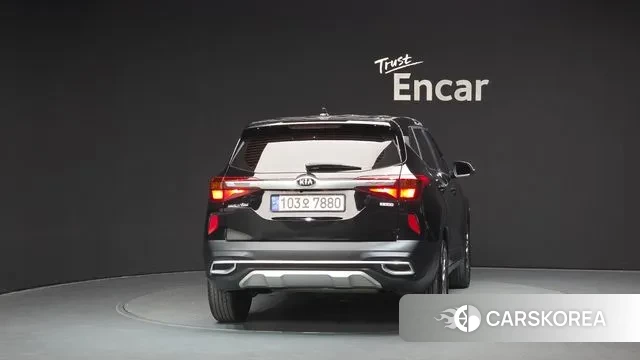 Kia Seltos id 3296934 из Кореи 14