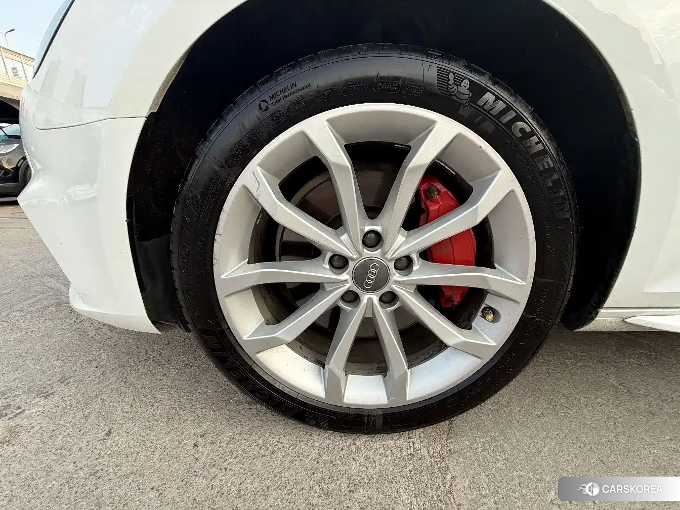 Audi A4L 2018 Белый из Китая, фото 5
