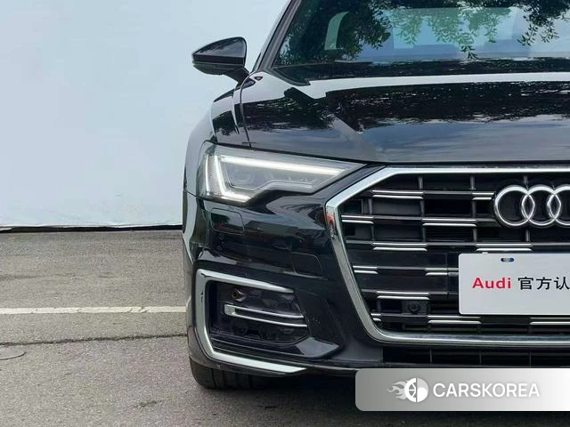 Audi A6L id 4278463 из Китая 16