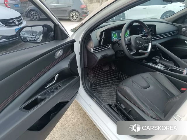 Hyundai Elantra id 4359596 из Китая 16