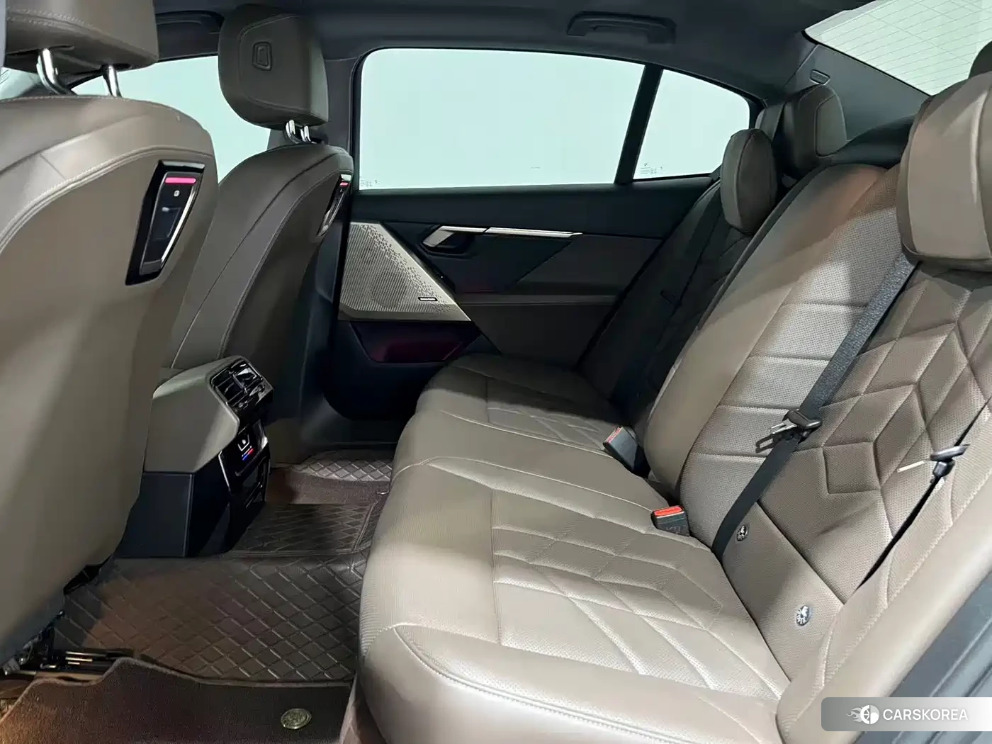 BMW 5 series id 4538968 из Китая 8