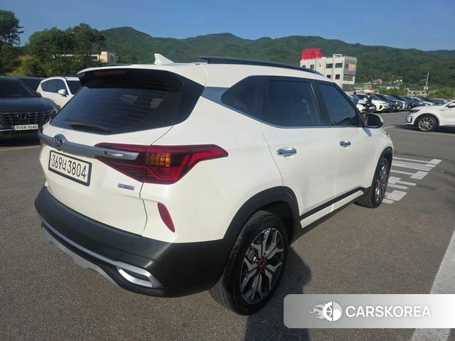 Kia Seltos id 4367662 из Кореи 14