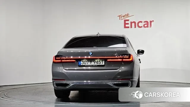 BMW 7 Series (G11) id 3659826 из Кореи 14