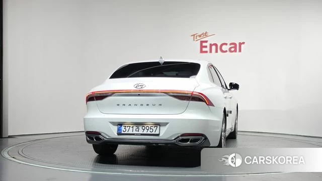 Hyundai The New Grandeur IG Hybrid id 4671119 из Кореи 28