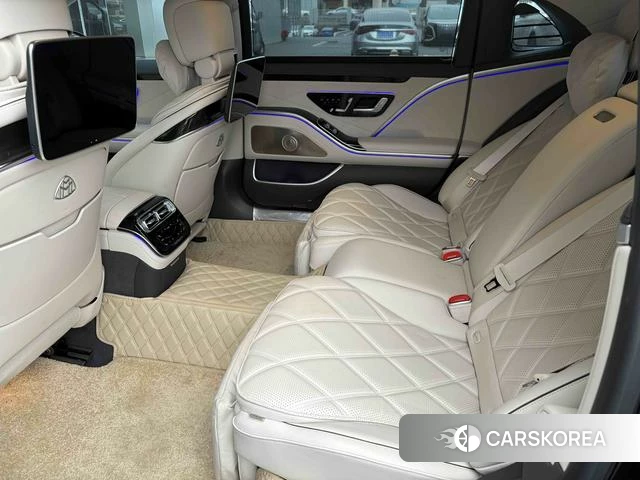 Mercedes-Benz Maybach S-class 2023 Черный из Китая, фото 4