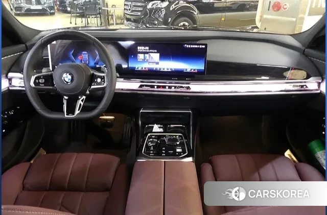 BMW 7 Series (G70) id 3327239 из Кореи 14