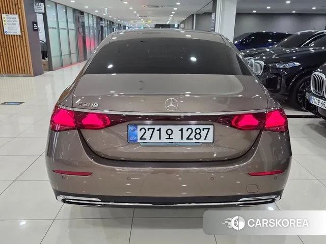 Mercedes-Benz E-Class W214 id 3689361 из Кореи 10