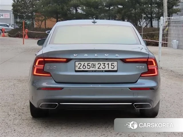 Volvo S60 3rd generation id 3703379 из Кореи 13