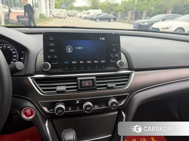 Honda Accord id 4241299 из Китая 12