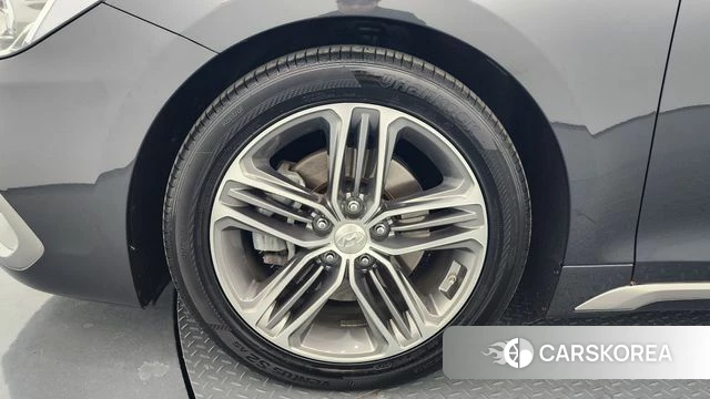 Hyundai Grandeur IG id 3801446 из Кореи 14