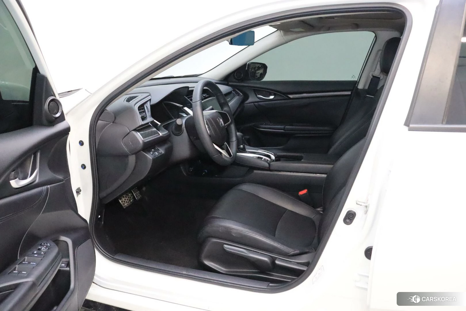 Honda Civic id 4440412 из Китая 14