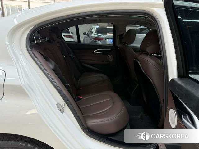 BMW 1 series id 4353540 из Китая 16