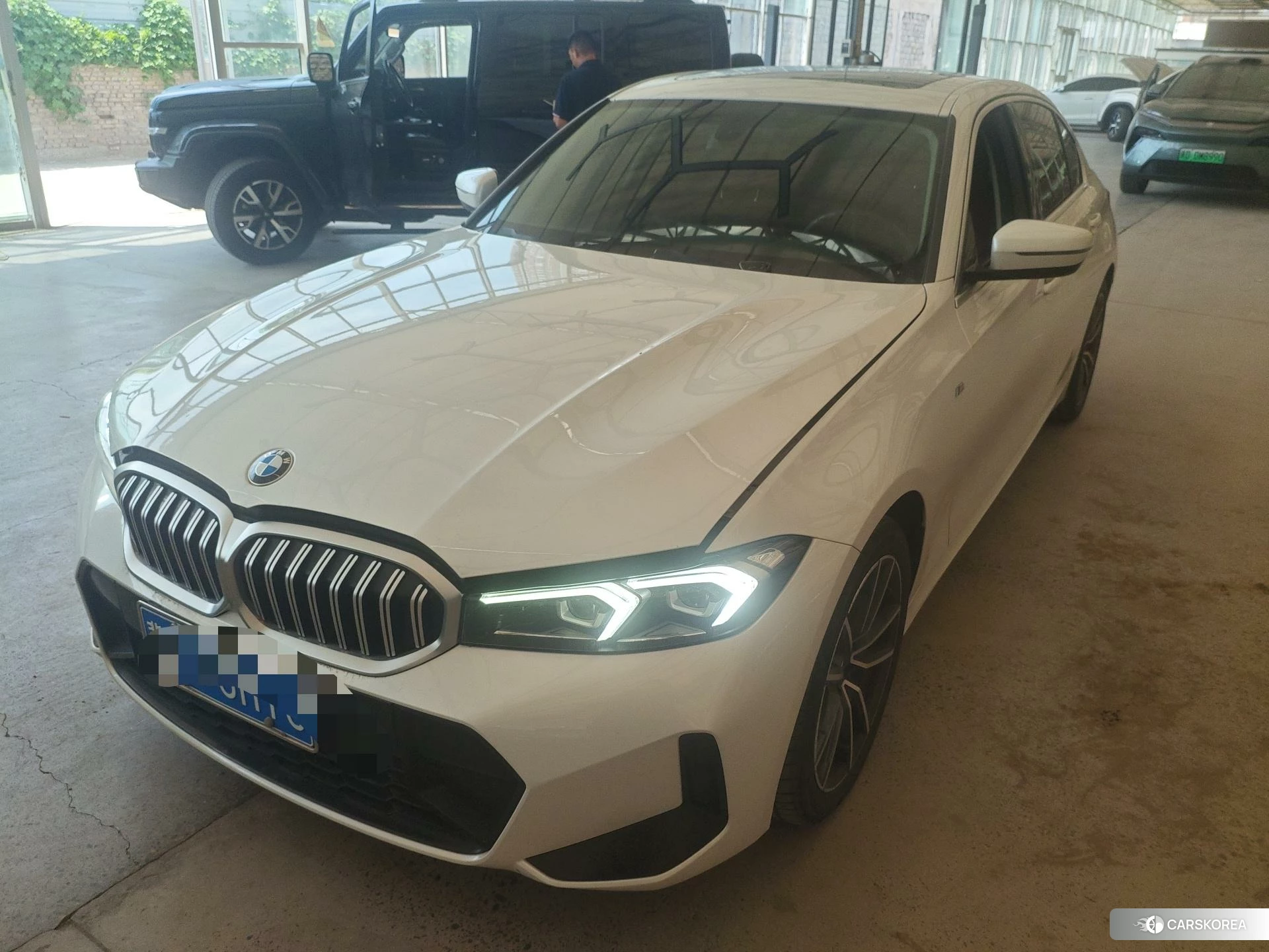 BMW 3 series 2022 Белый из Китая, фото 4
