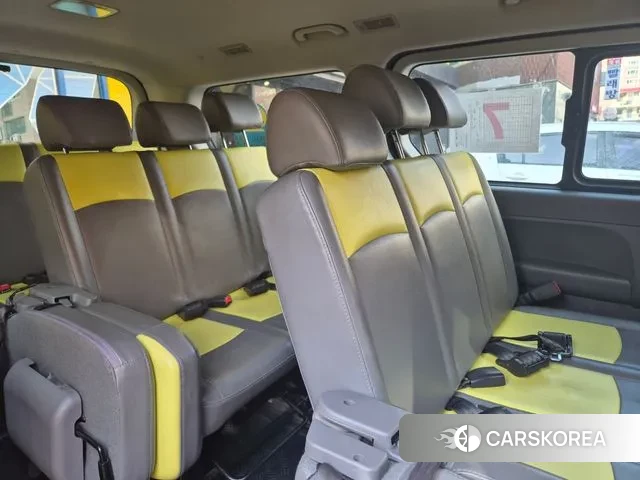 Hyundai The New Grand Starex 2018 Желтый из Кореи, фото 4