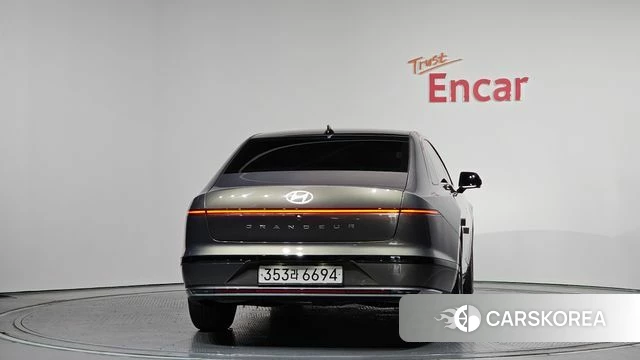 Hyundai Grandeur (GN7) id 4223233 из Кореи 32