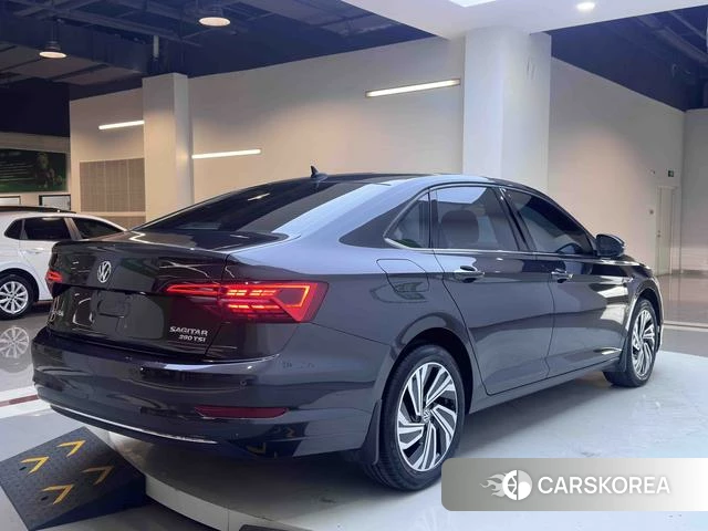 Volkswagen Sagitar id 4341820 из Китая 13