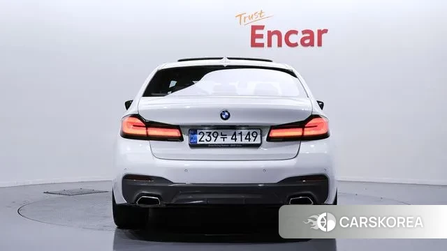 BMW 5 Series (G30) id 3664847 из Кореи 14