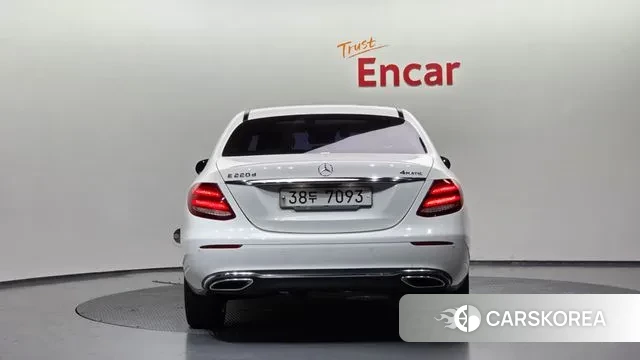 Mercedes-Benz E-Class W213 id 3039384 из Кореи 14
