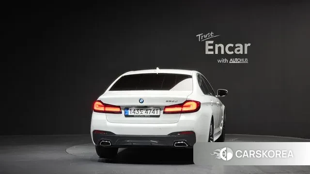 BMW 5 Series (G30) id 3635540 из Кореи 14