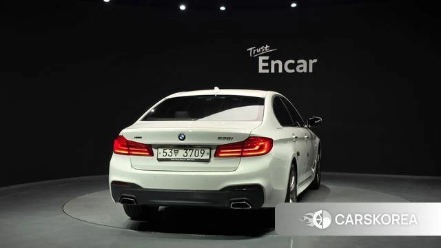 BMW 5 Series (G30) id 4390553 из Кореи 14