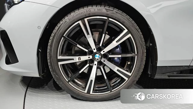 BMW 5 Series (G60) id 4724776 из Кореи 27