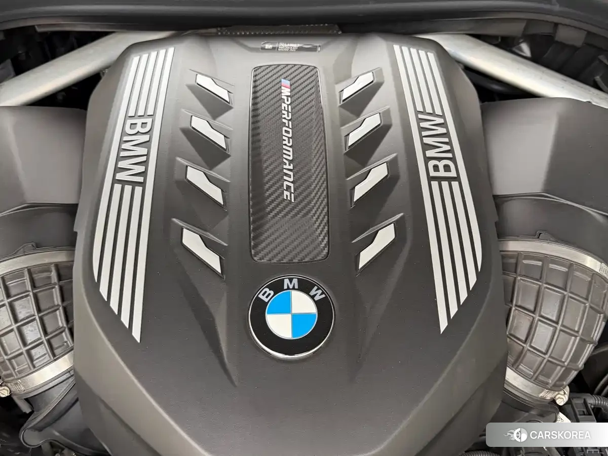 BMW X7 id 4664496 из Китая 23