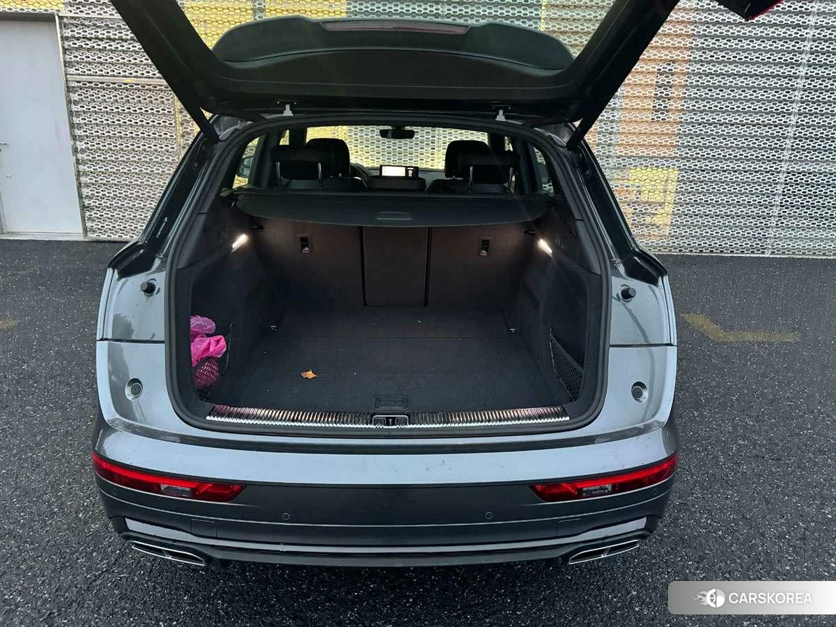 Audi Q5L id 4513453 из Китая 10