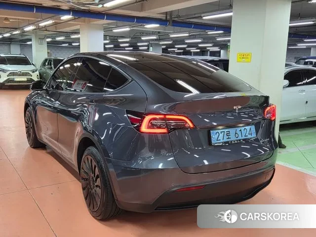 Tesla Model Y 2022 Серый из Кореи, фото 4