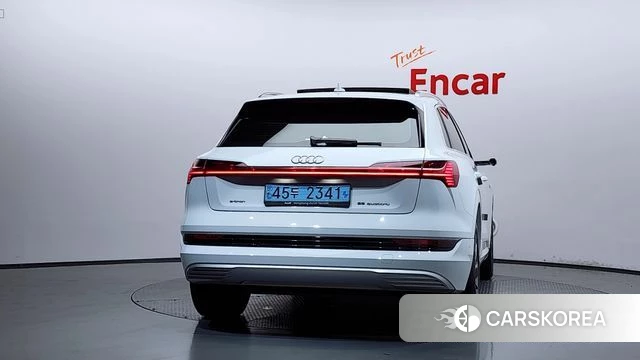 Audi e-Tron id 4507105 из Кореи 30