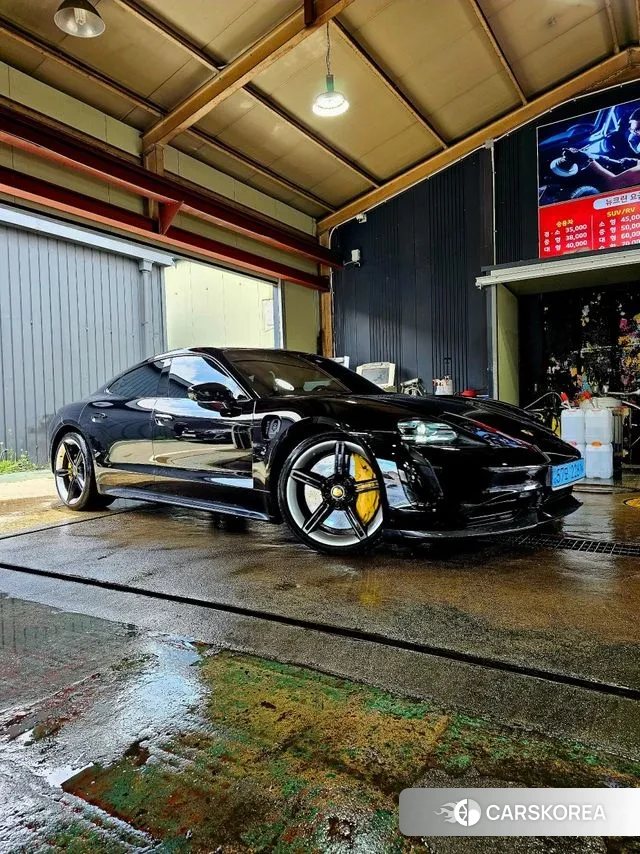 Porsche Taycan id 3295729 из Кореи 9