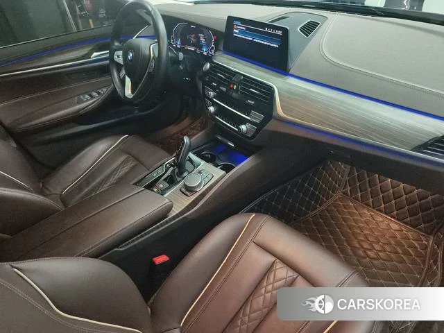 BMW 5 series PHEV 2020 Черный из Китая, фото 4