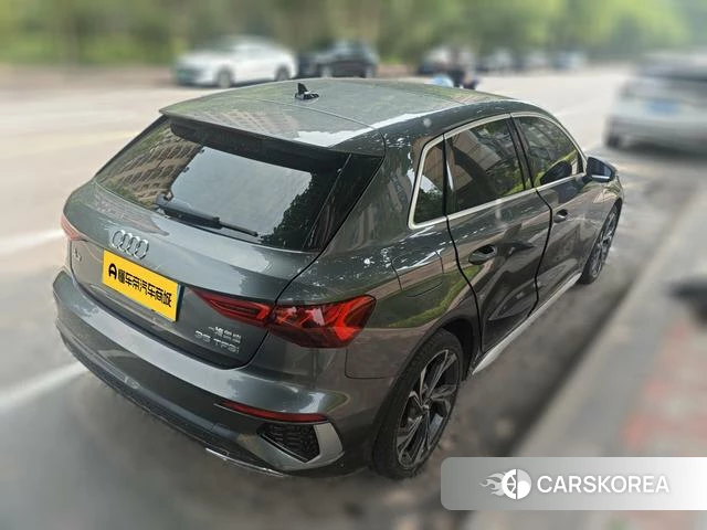 Audi A3 2021 Серебристо-серый из Китая, фото 4