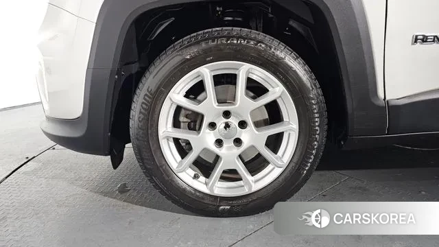 Jeep Renegade id 3601165 из Кореи 14