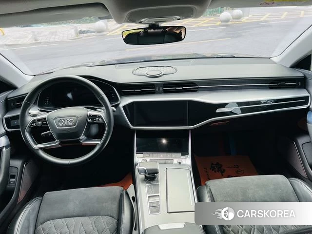 Audi A7L id 4328759 из Китая 13