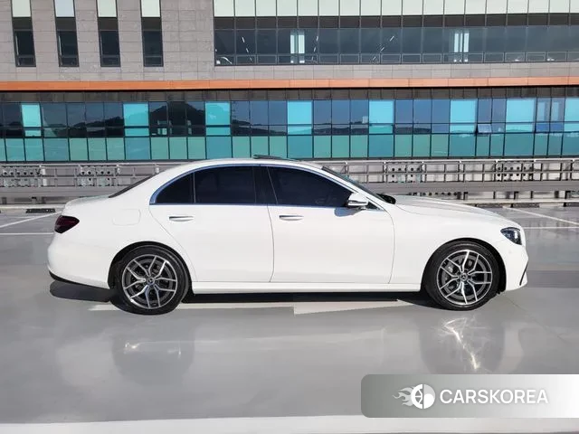 Mercedes-Benz E-Class W213 id 3281824 из Кореи 14
