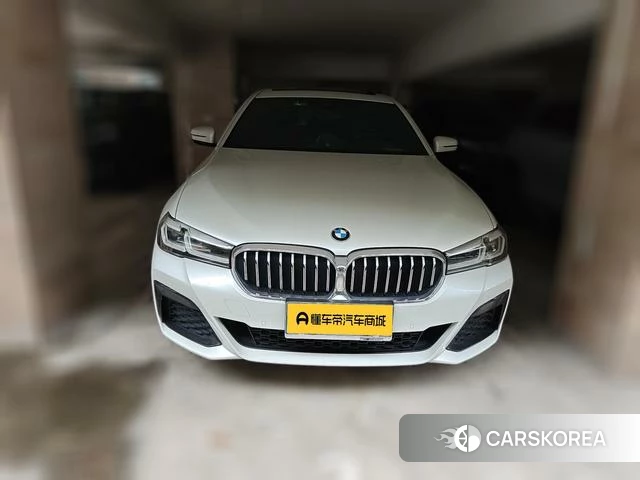 BMW 5 series 2022 Белый из Китая, фото 4
