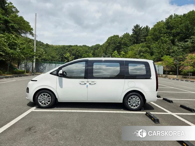 Hyundai Staria id 4577922 из Кореи 14
