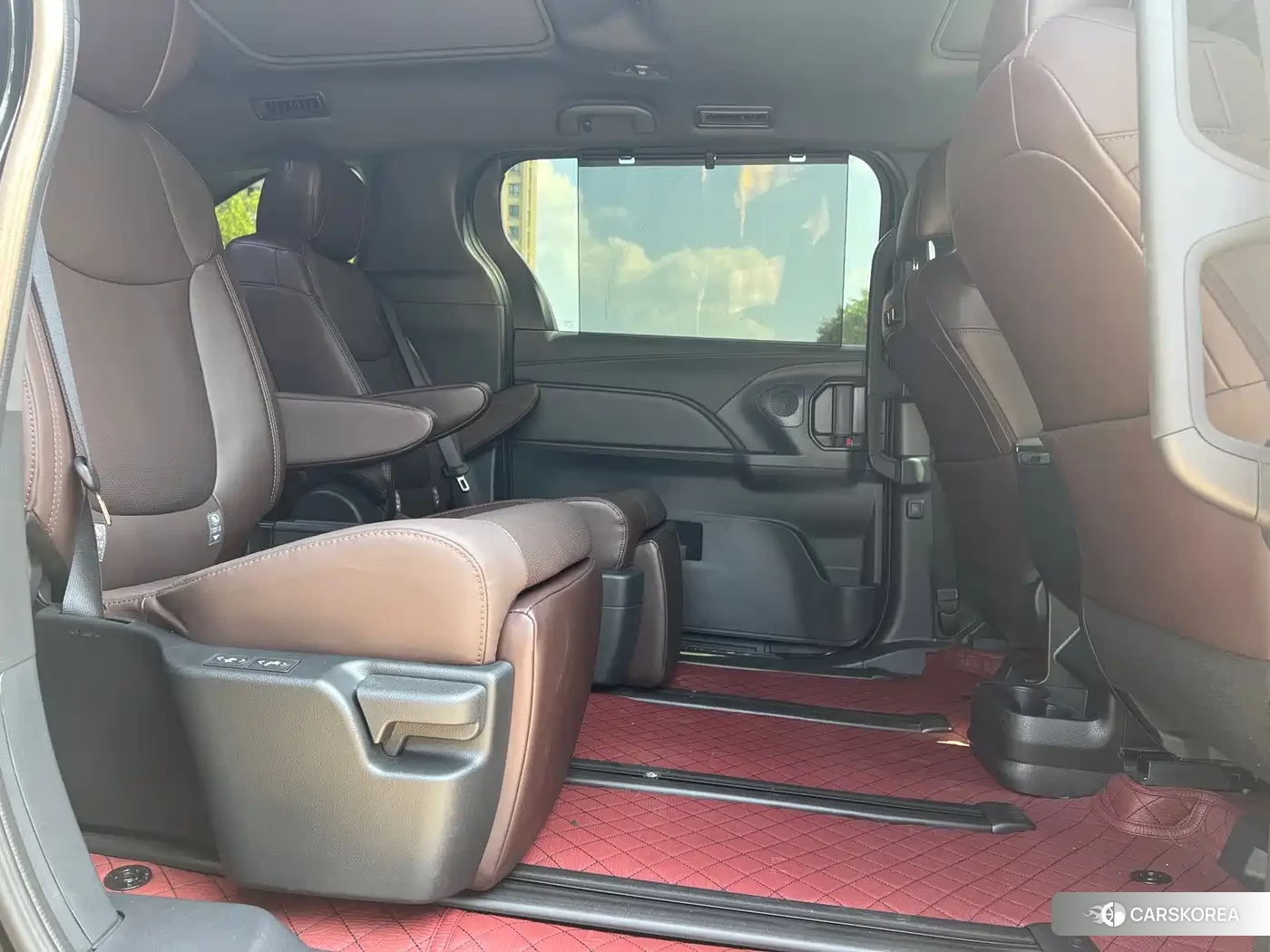 Toyota Grevia 2026 Черный из Китая, фото 4