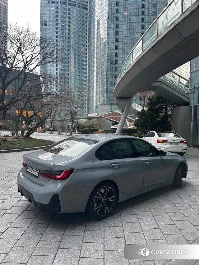 BMW 3 Series (G20) 2024 Небесно-голубой из Кореи, фото 4