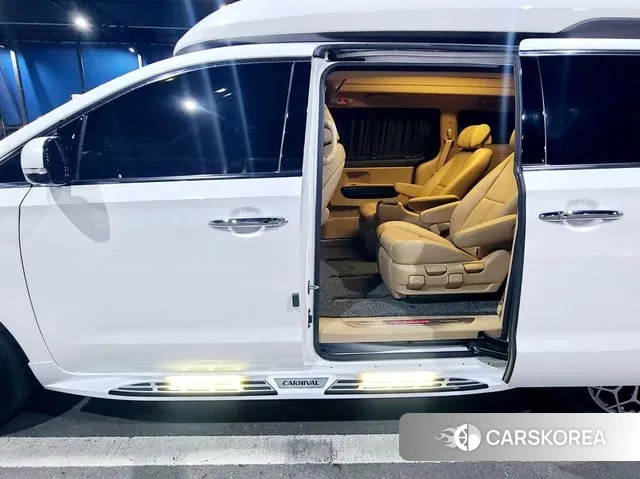 Kia The New Carnival id 2995605 из Кореи 14