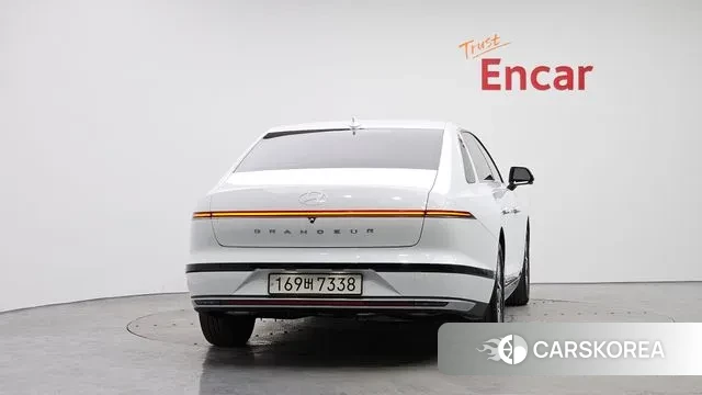 Hyundai Grandeur Hybrid (GN7) id 3610107 из Кореи 14