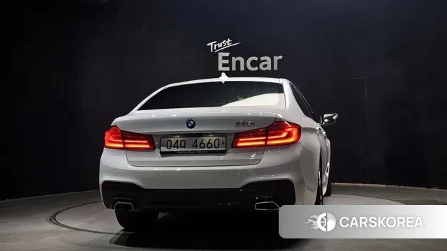 BMW 5 Series (G30) id 3636737 из Кореи 14