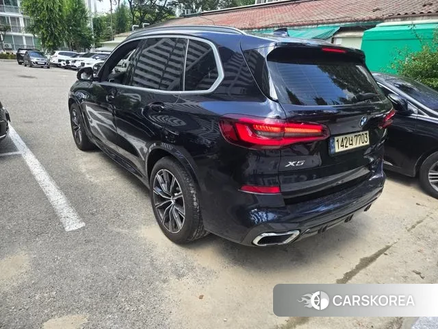 BMW X5 (G05) 2021 Черный из Кореи, фото 4